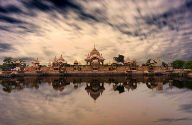 Taj Mahal (Agra) Mathura Day Tour
